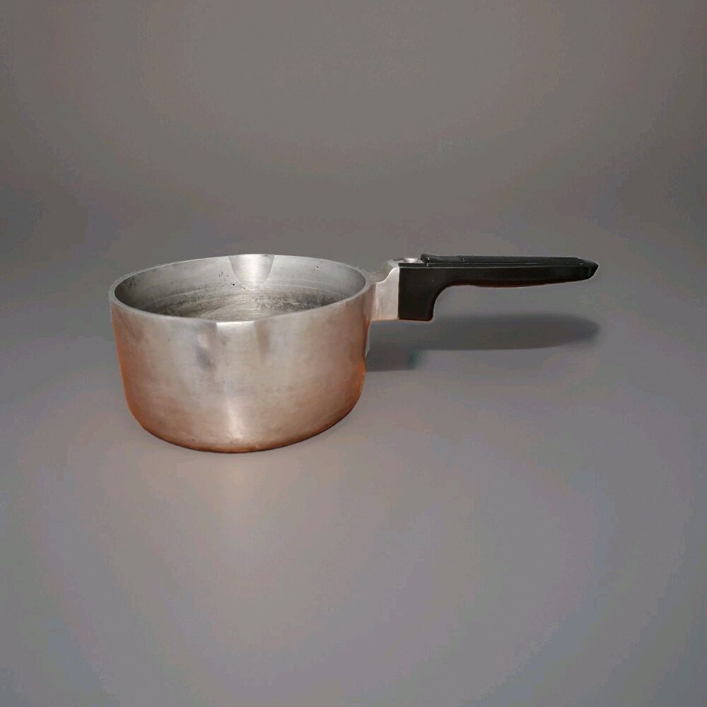 Magnalite Classic 2 Quart Saucepan 4682 Cast Aluminum Pot USA Made No Lid